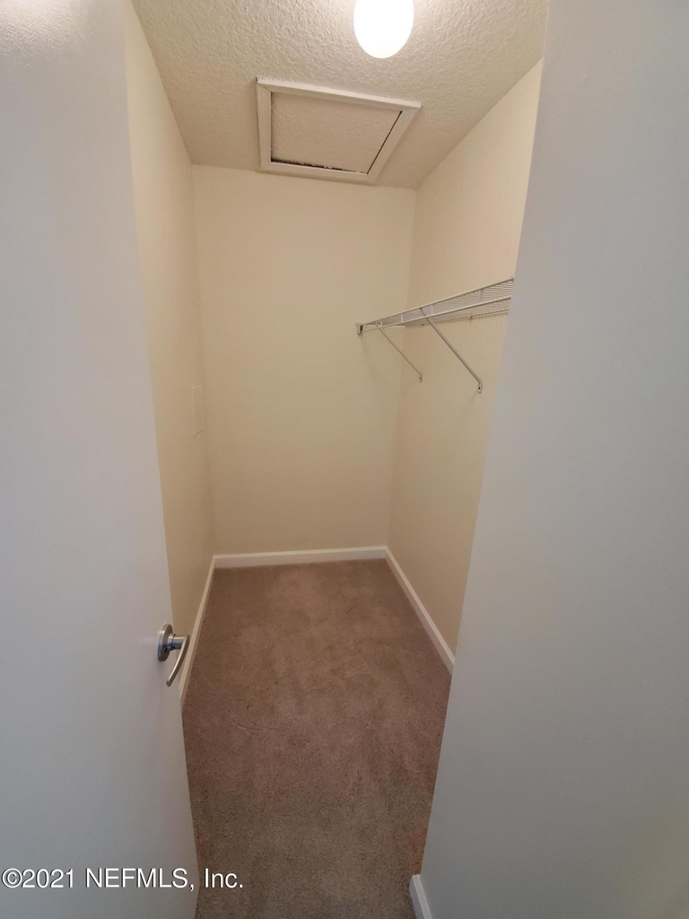 1024 Snug Harbour Court - Photo 34