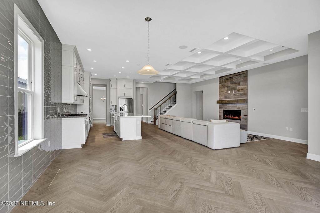 11476 Madelynn Drive - Photo 4