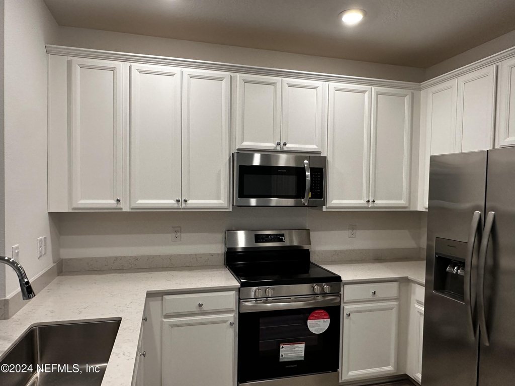 1684 Pacifico Way - Photo 7