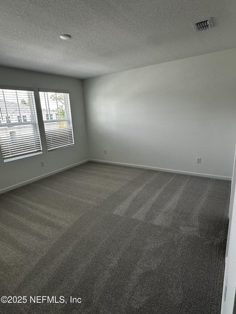 611 Holly Lakes Drive - Photo 19