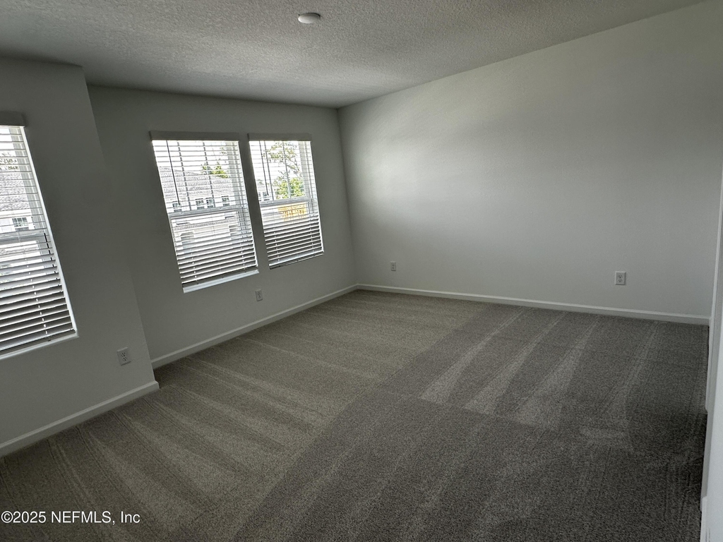 611 Holly Lakes Drive - Photo 20