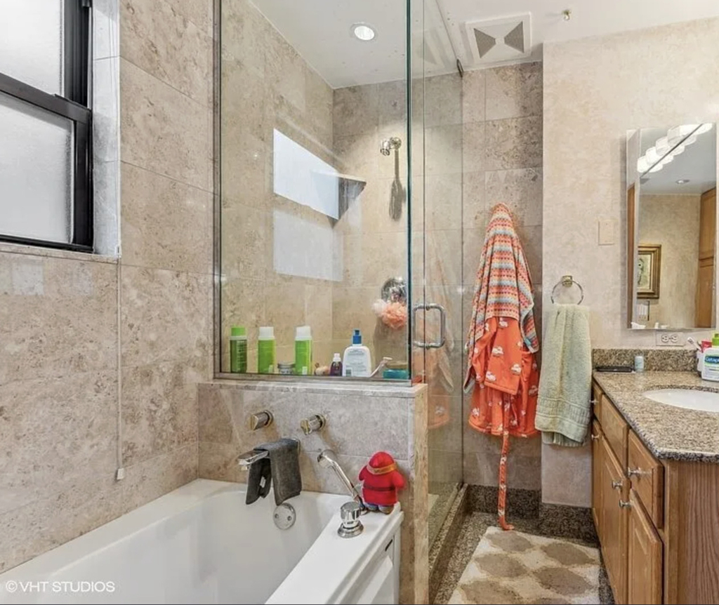 2837 N Southport Avenue - Photo 5
