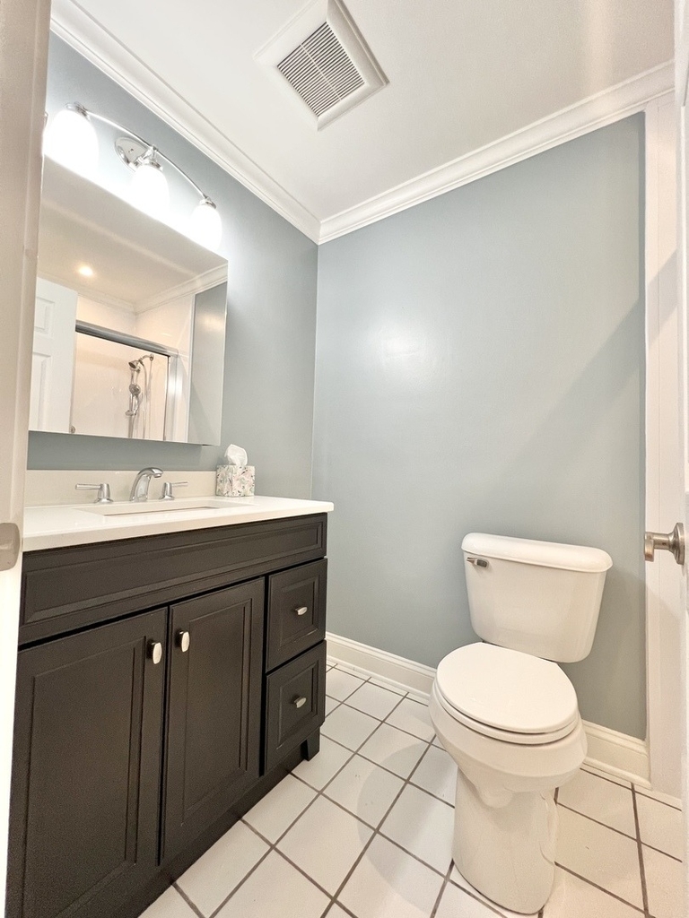 1166 Buckingham Road - Photo 8