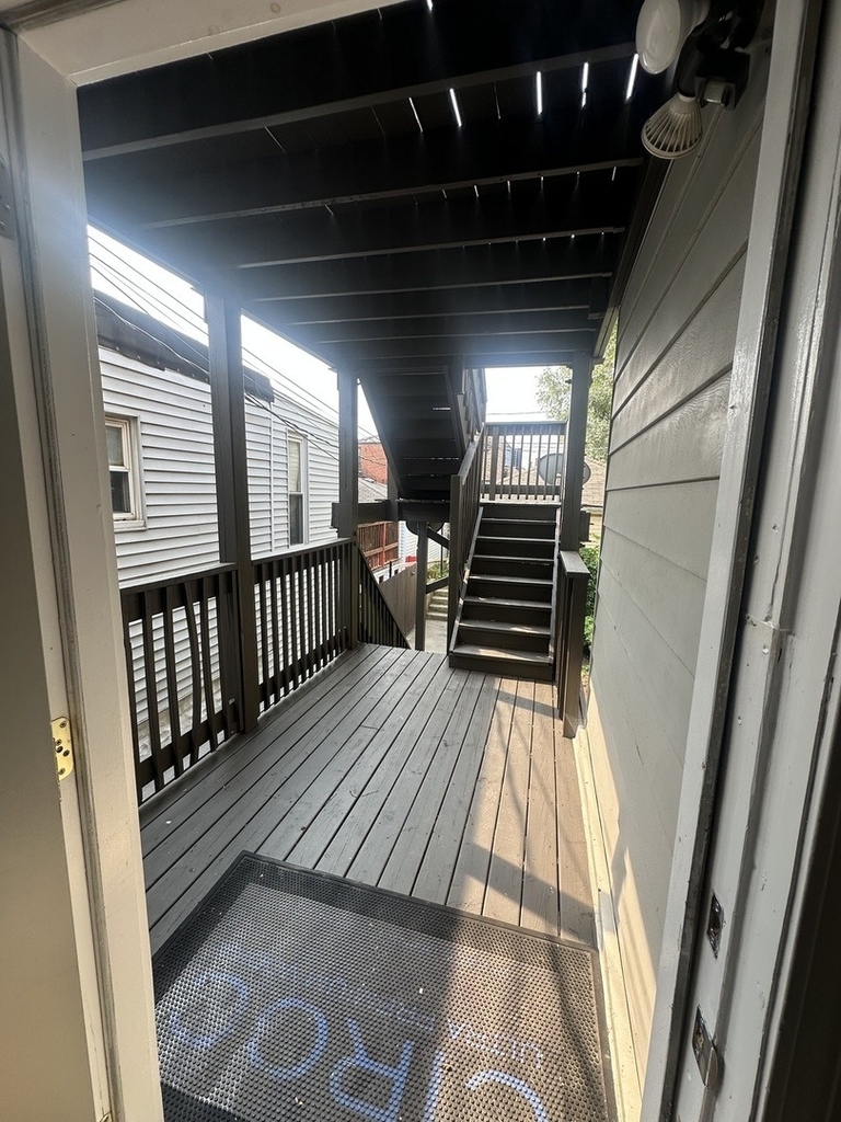 2449 W Taylor Street - Photo 8