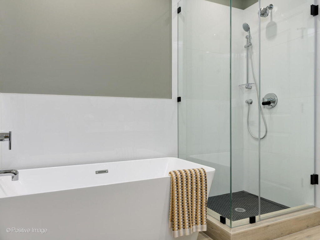 6033 W North Avenue - Photo 14