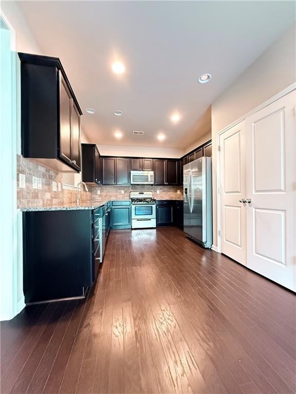338 Privet Circle - Photo 2