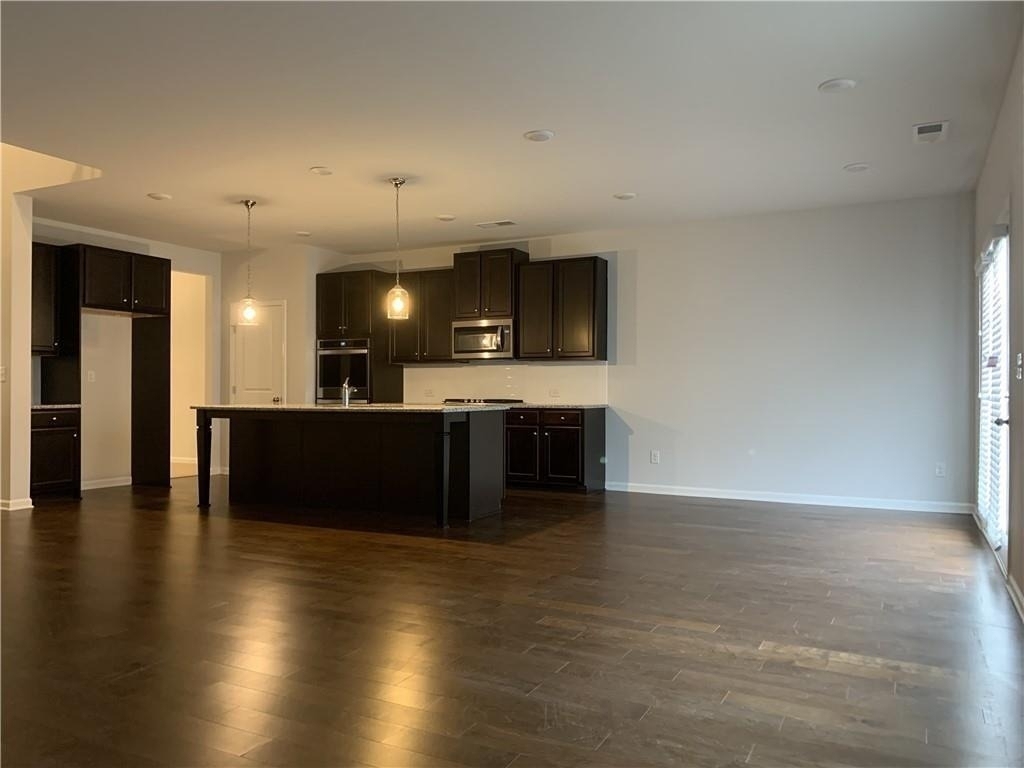 430 Broadmoor Drive - Photo 3