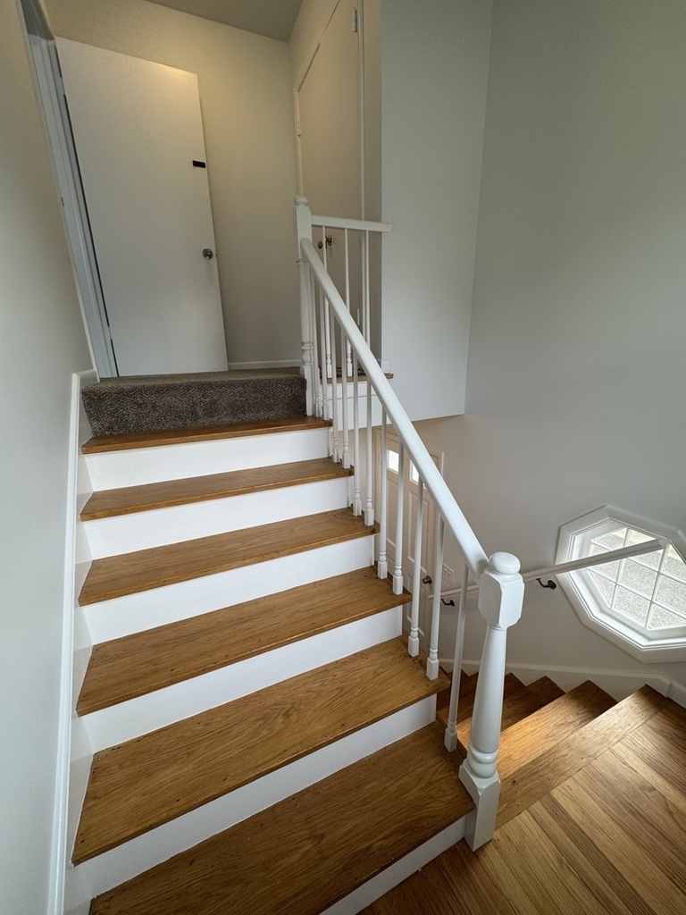 578 Ivy Court - Photo 2