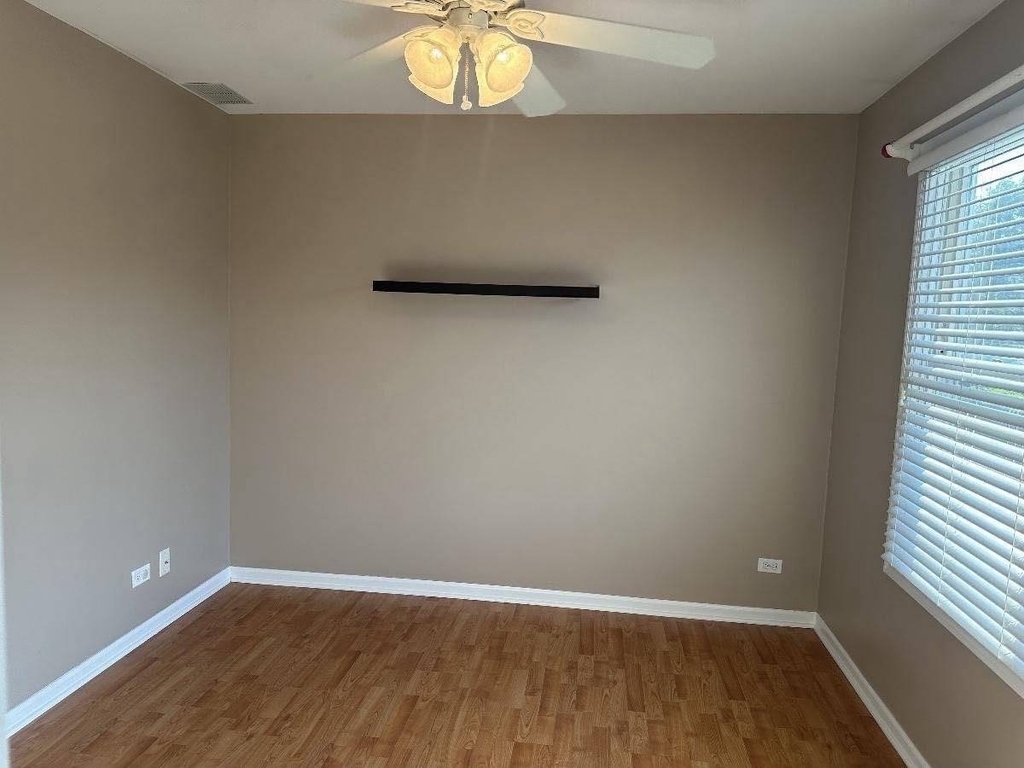 5490 Fox Path Lane - Photo 5