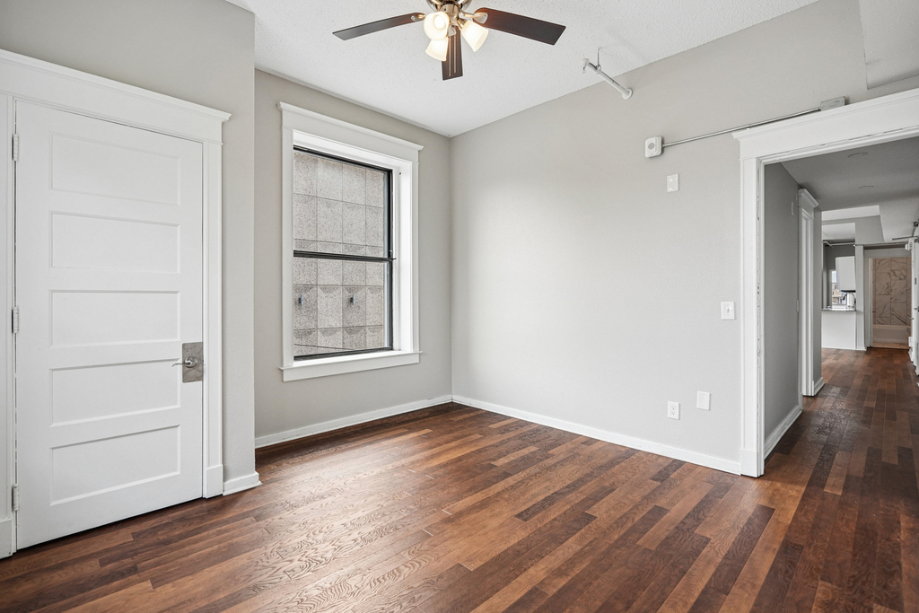 307 W 6th Street - Photo 14