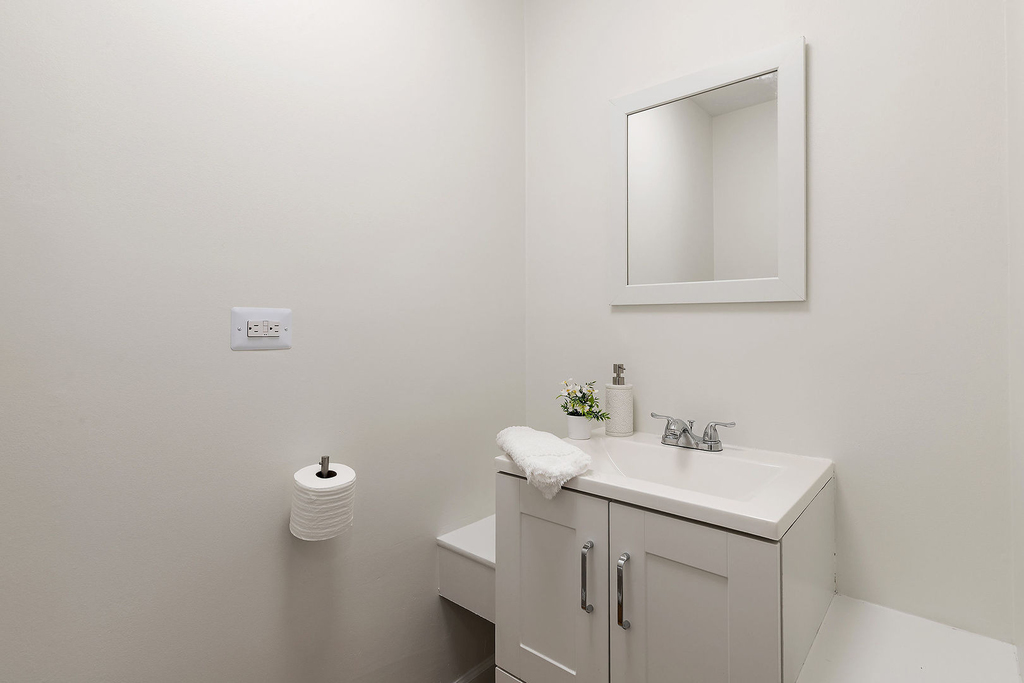 915 Hamlin Street - Photo 7