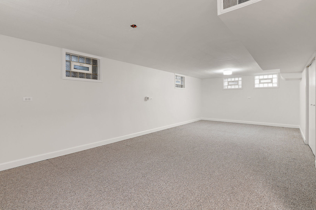915 Hamlin Street - Photo 13