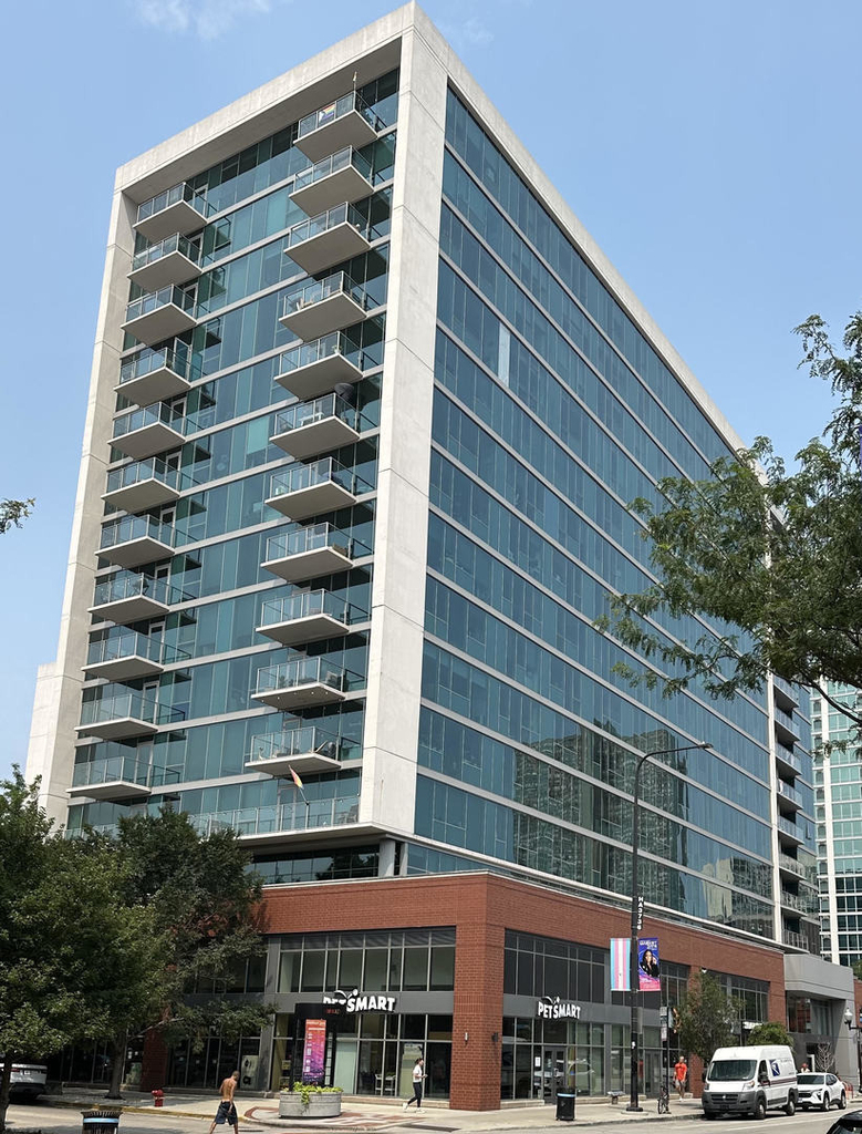3740 N Halsted Street - Photo 0