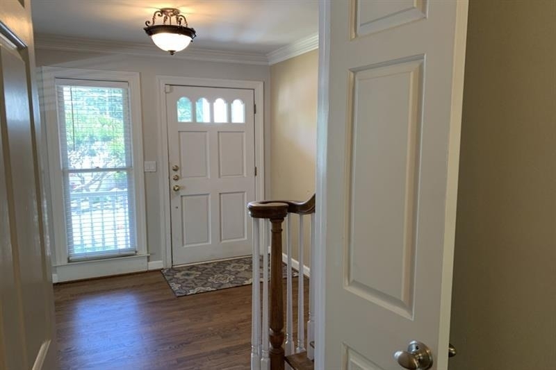 831 Clairemont Avenue - Photo 3