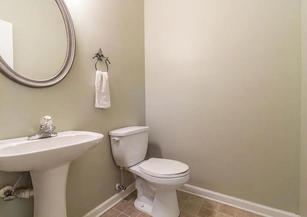 5640 Sterling Court - Photo 6