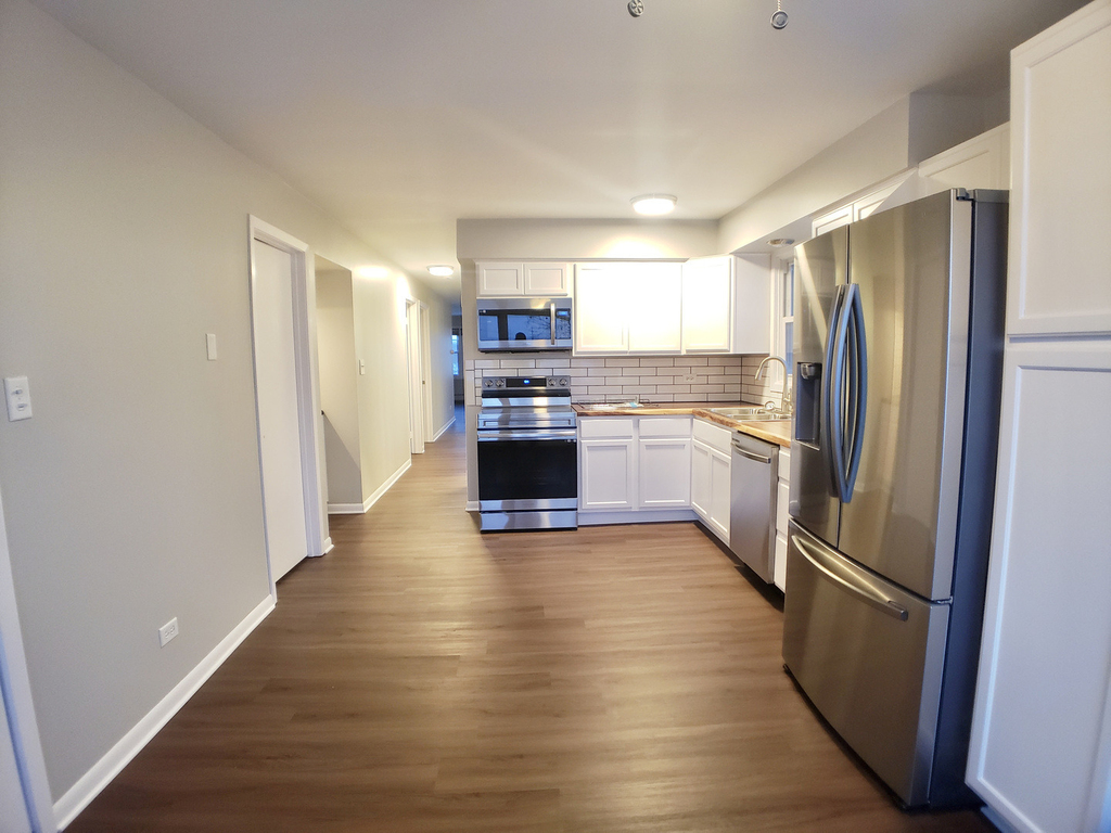 9109 Sahler Avenue - Photo 9