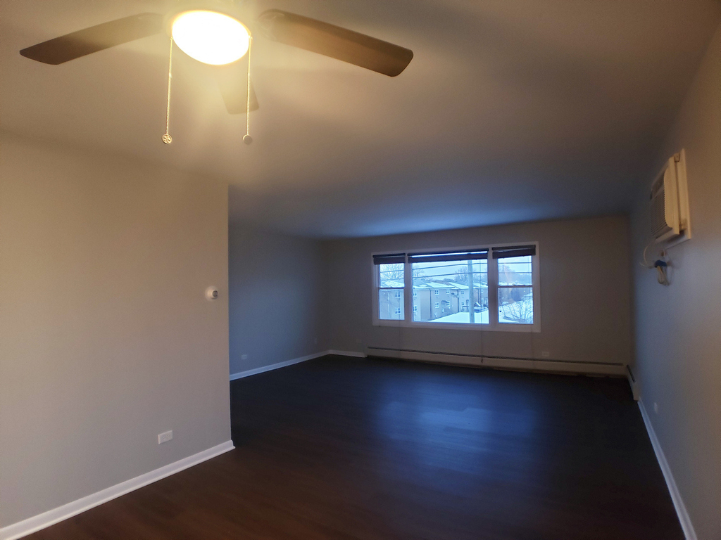 9109 Sahler Avenue - Photo 2