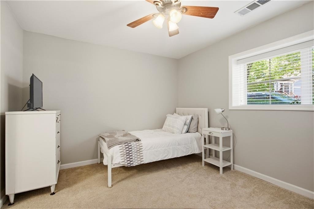 655 Mead Street Se - Photo 22