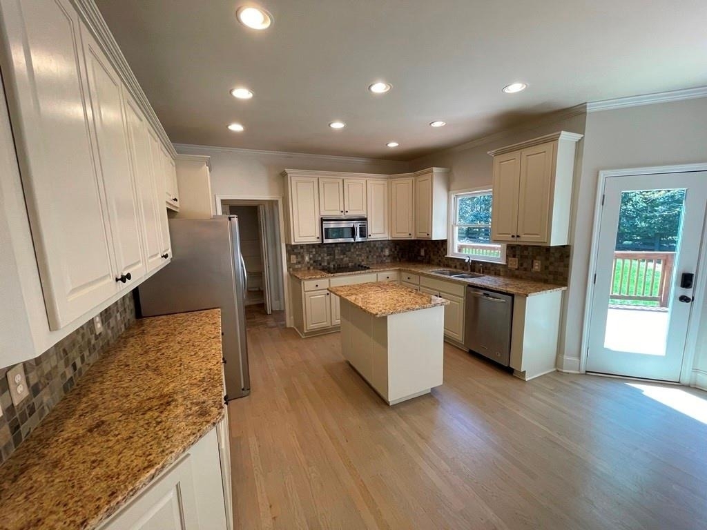 510 Stonebrook Farms Drive - Photo 3