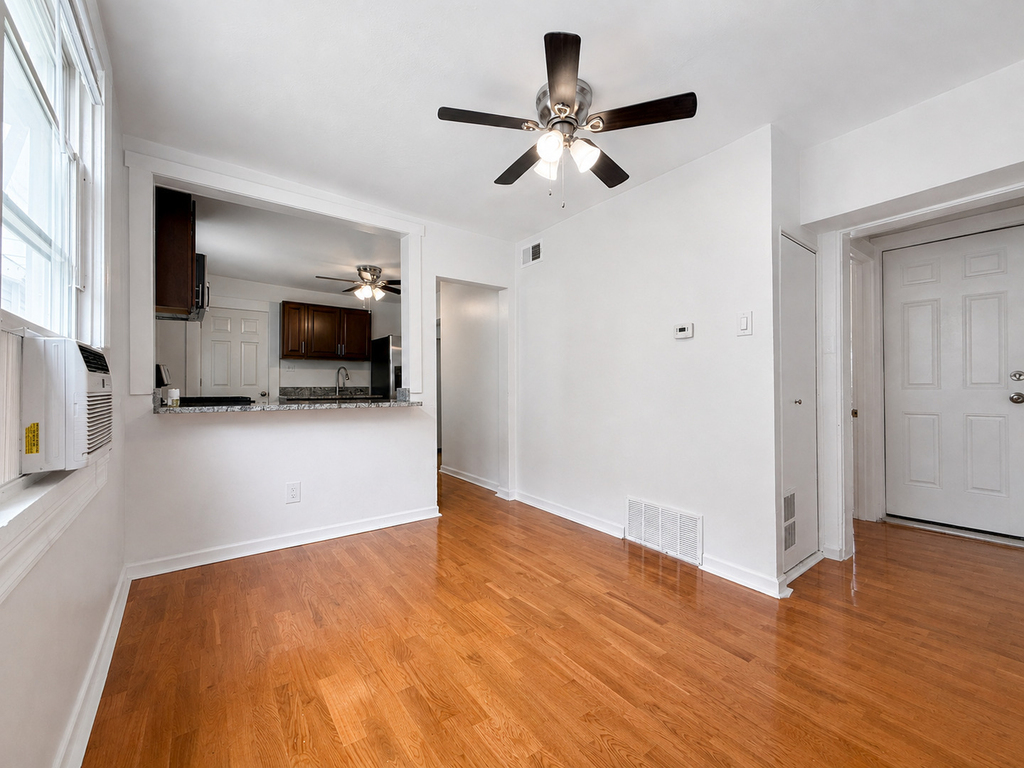 1830 N Mozart Street - Photo 3