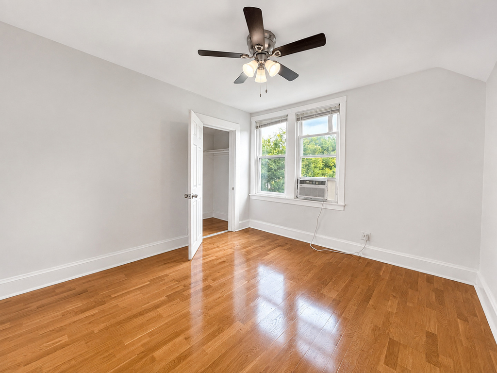 1830 N Mozart Street - Photo 4