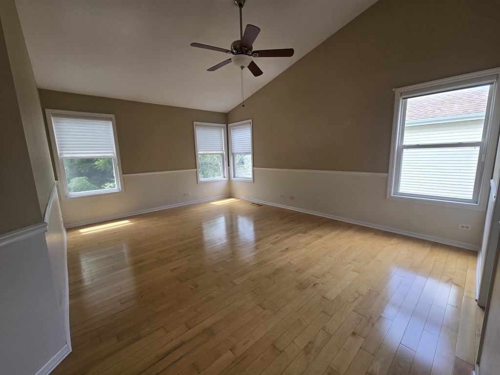 217 Lexington Court - Photo 11
