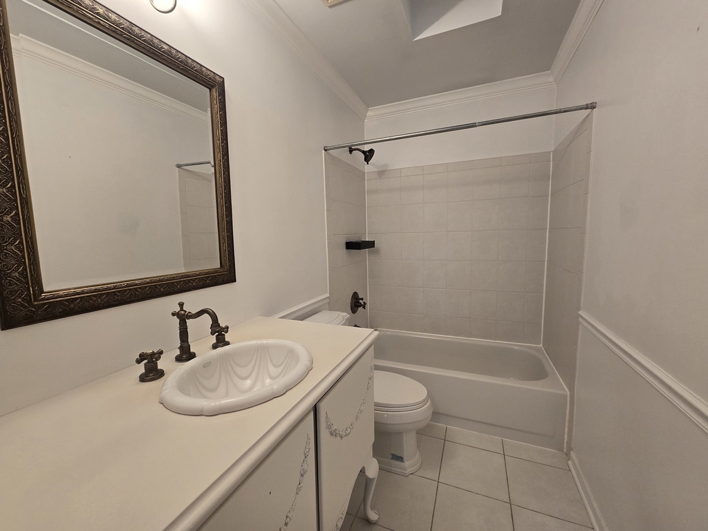 217 Lexington Court - Photo 18