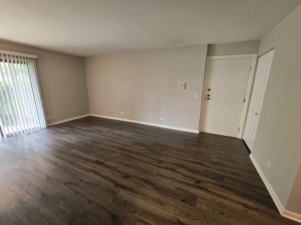 349 Newgate Court - Photo 2