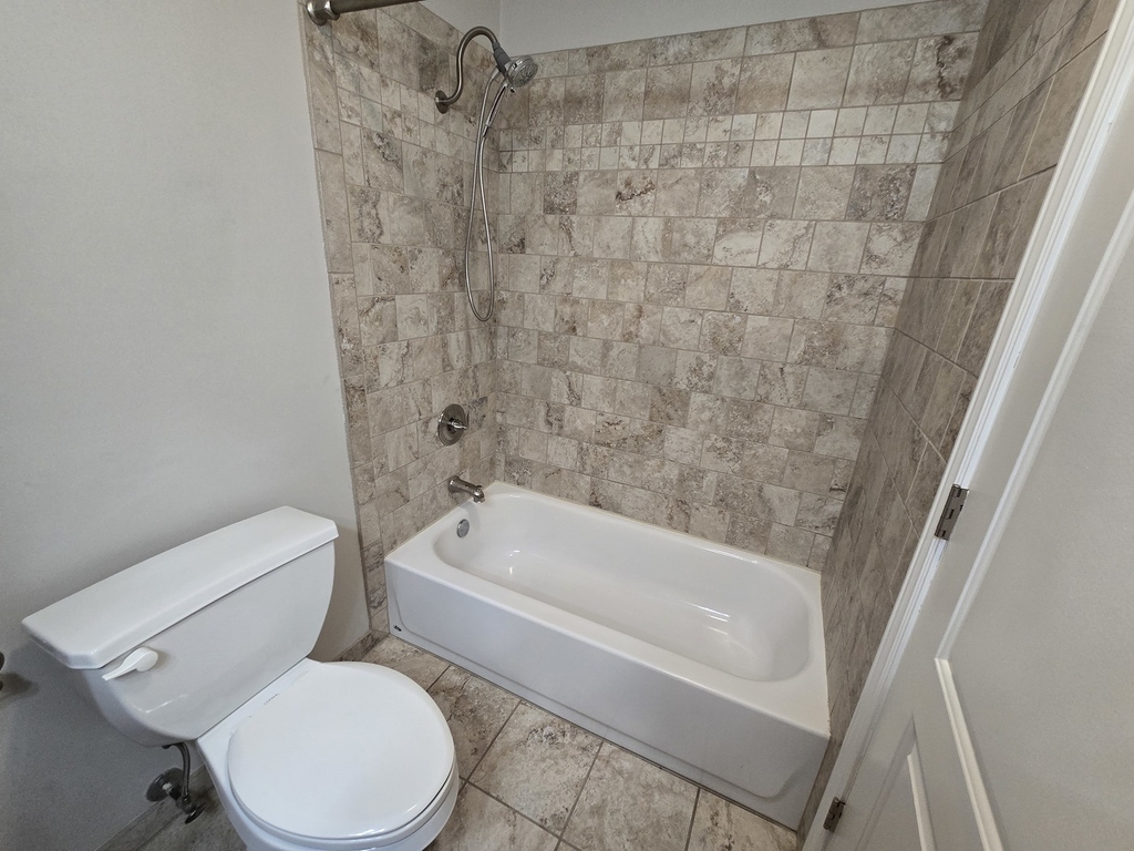 349 Newgate Court - Photo 13