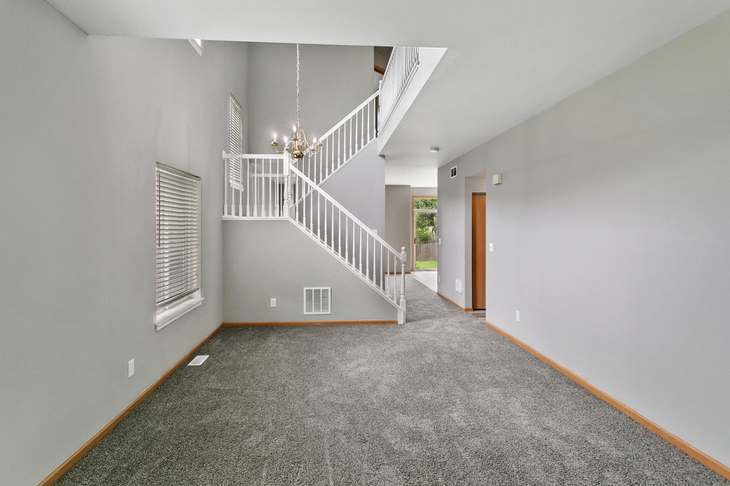 678 Zachary Drive - Photo 5