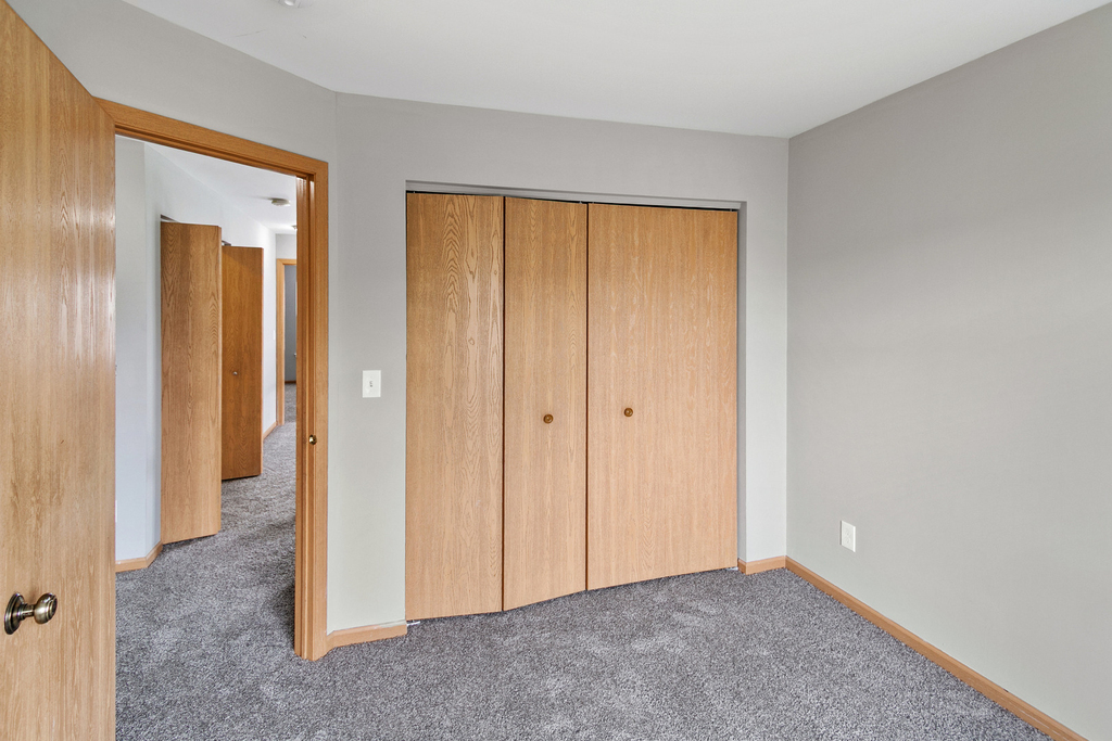 678 Zachary Drive - Photo 10