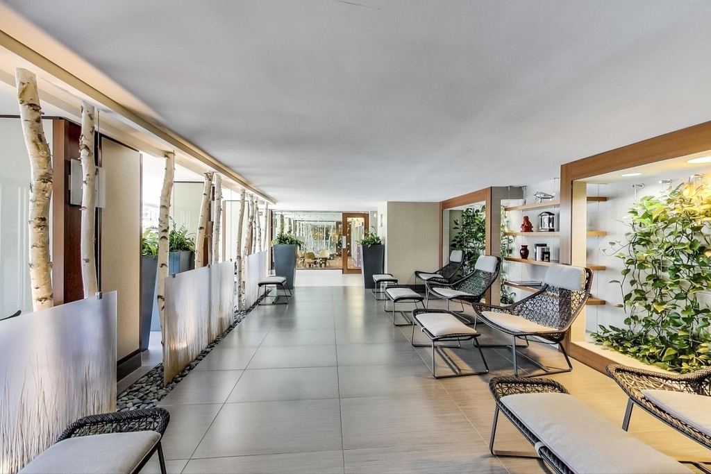 400 E Randolph Street - Photo 20