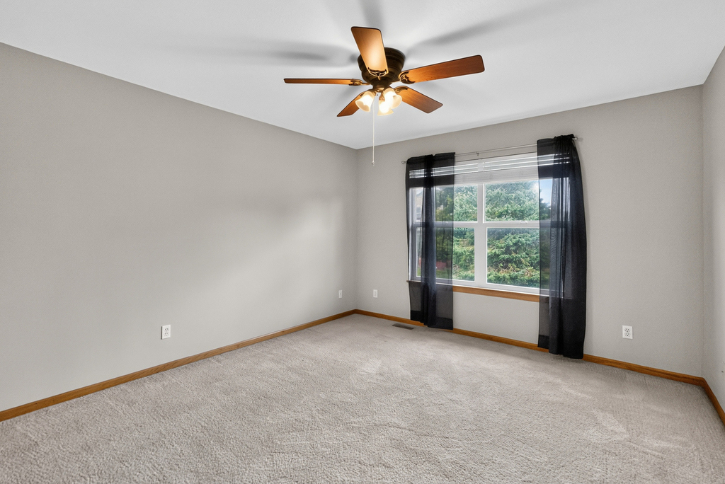 1110 Rose Drive - Photo 19