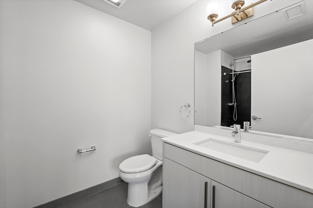 707 N Wells Street - Photo 4