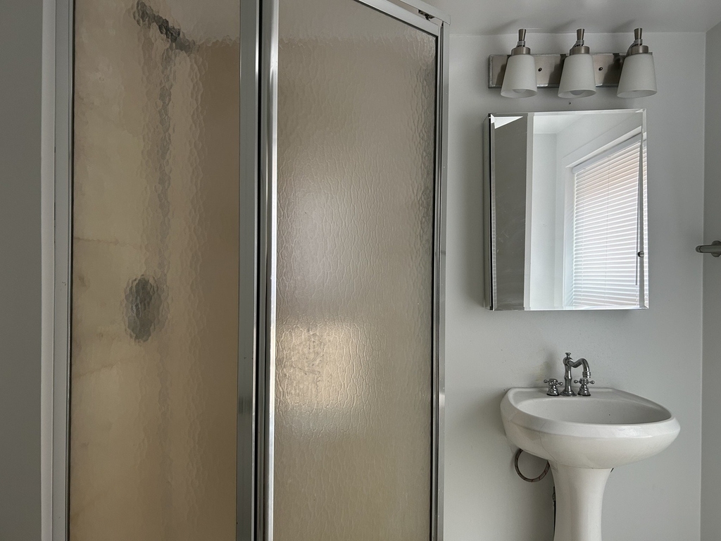 1246 N State Parkway - Photo 7