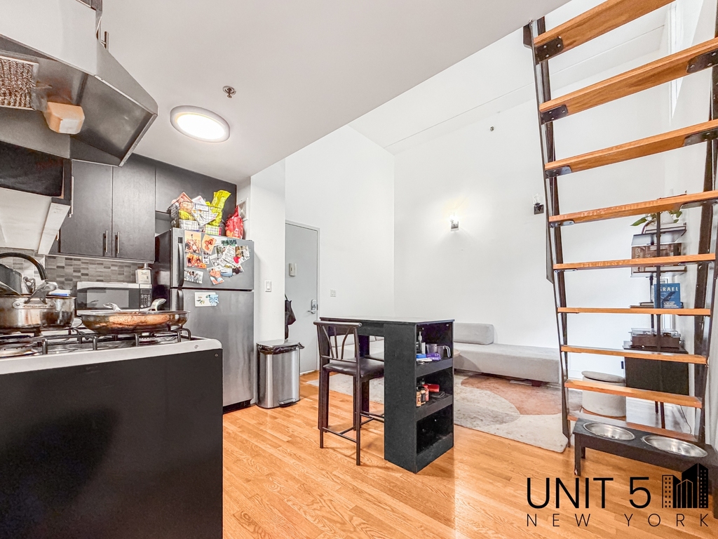 342 Eldert Street - Photo 3