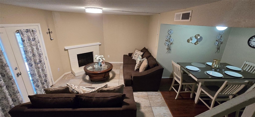7918 Prestwood Drive - Photo 4