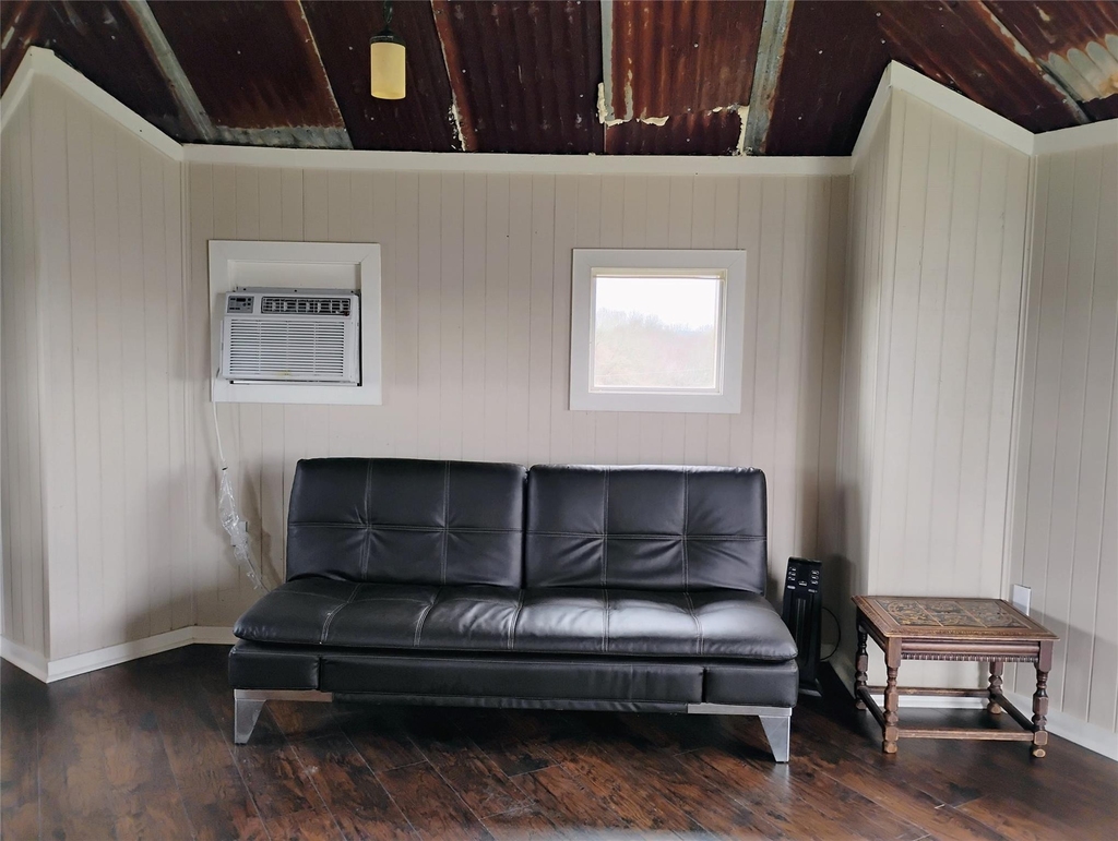 6759 Highway 105 - 4th Floor - Photo 4