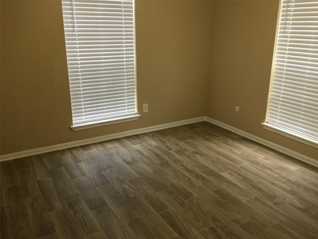 2120 El Paseo Street - Photo 5