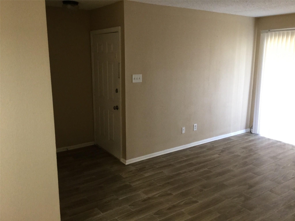 2120 El Paseo Street - Photo 9
