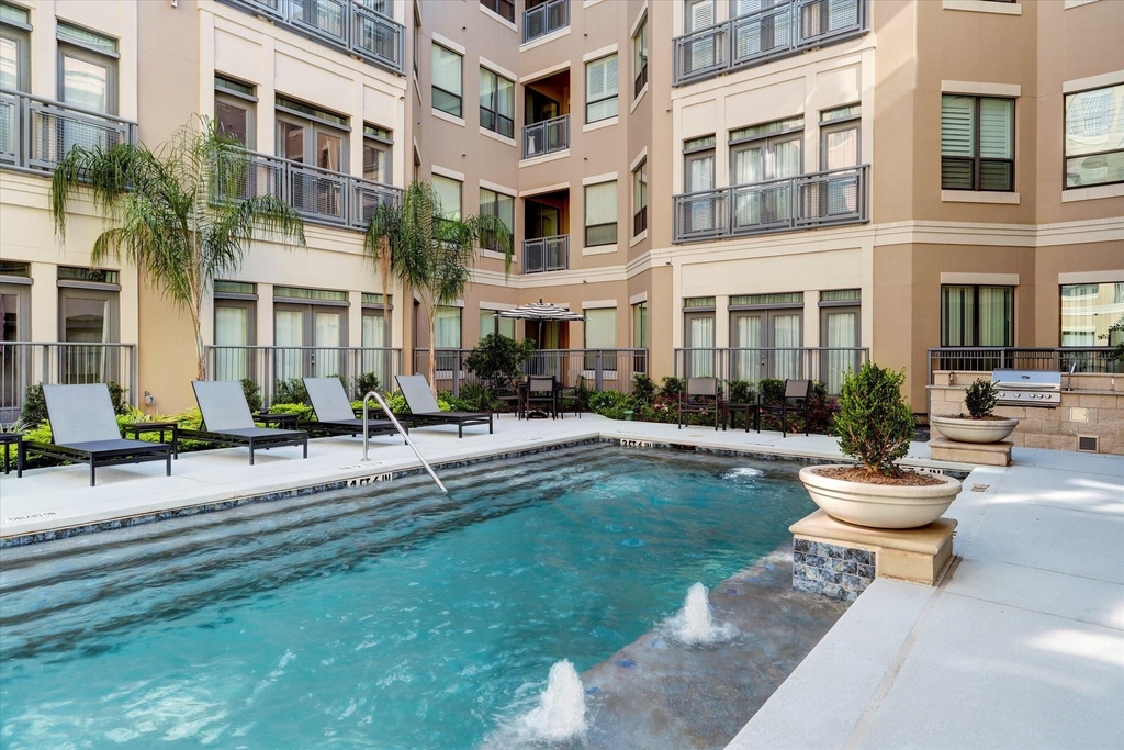 1901 Post Oak Boulevard - Photo 7