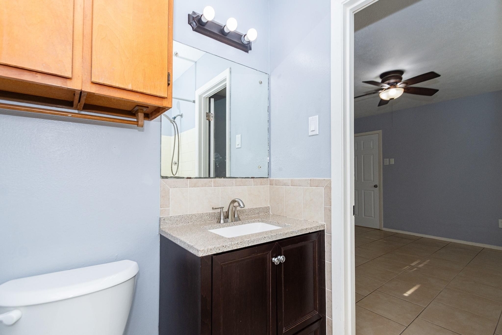 4210 Cork Lane - Photo 21