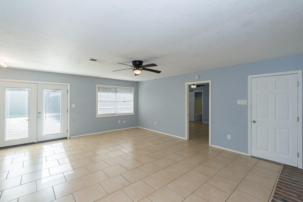 4210 Cork Lane - Photo 12