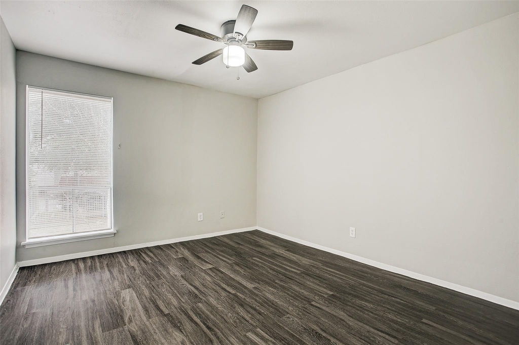 2322 Dunlavy Street - Photo 3