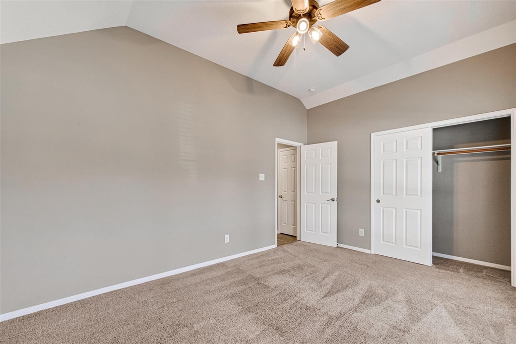 4915 Ibis Lake Court - Photo 24