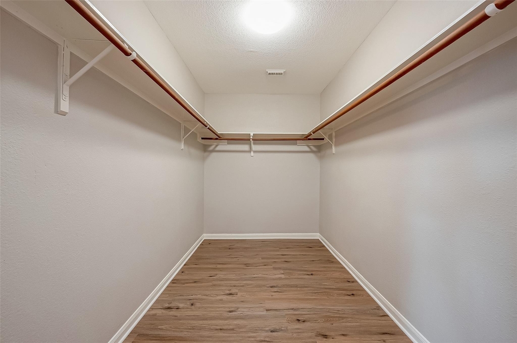 9234 Windswept Grove Drive - Photo 10