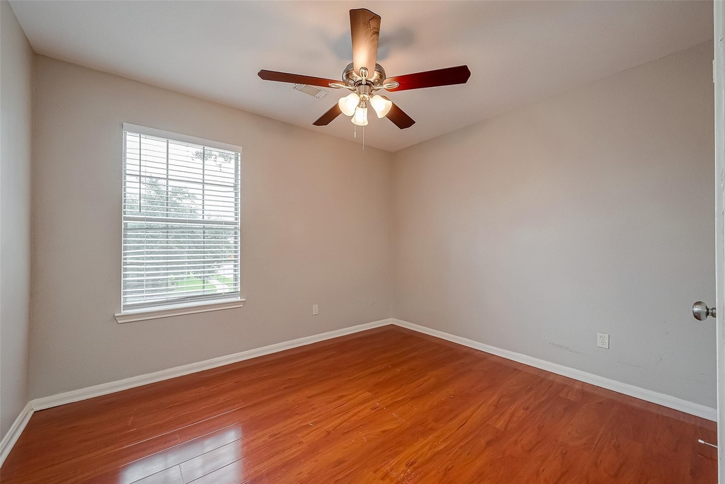 9234 Windswept Grove Drive - Photo 5