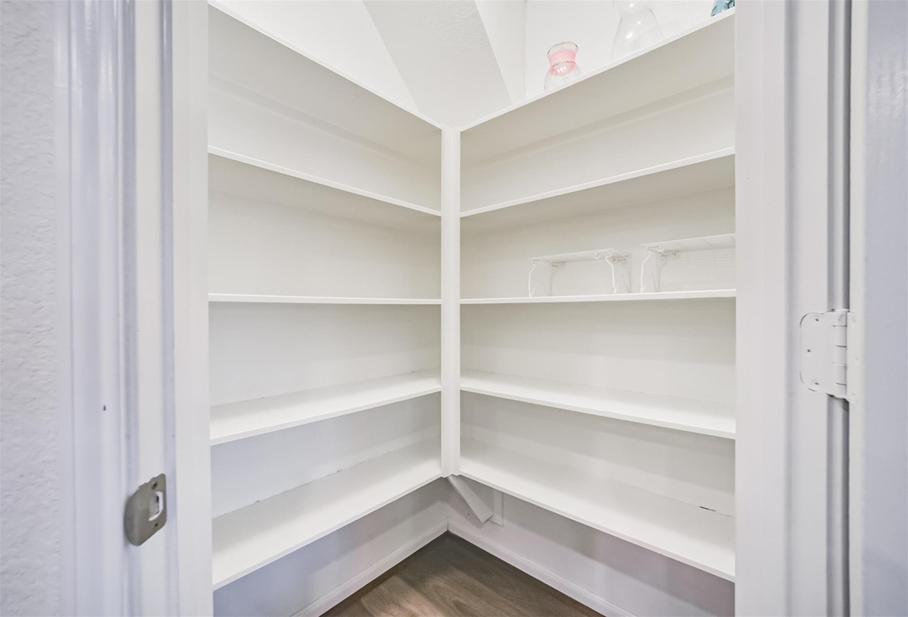 25546 Kensington Lake Drive - Photo 10