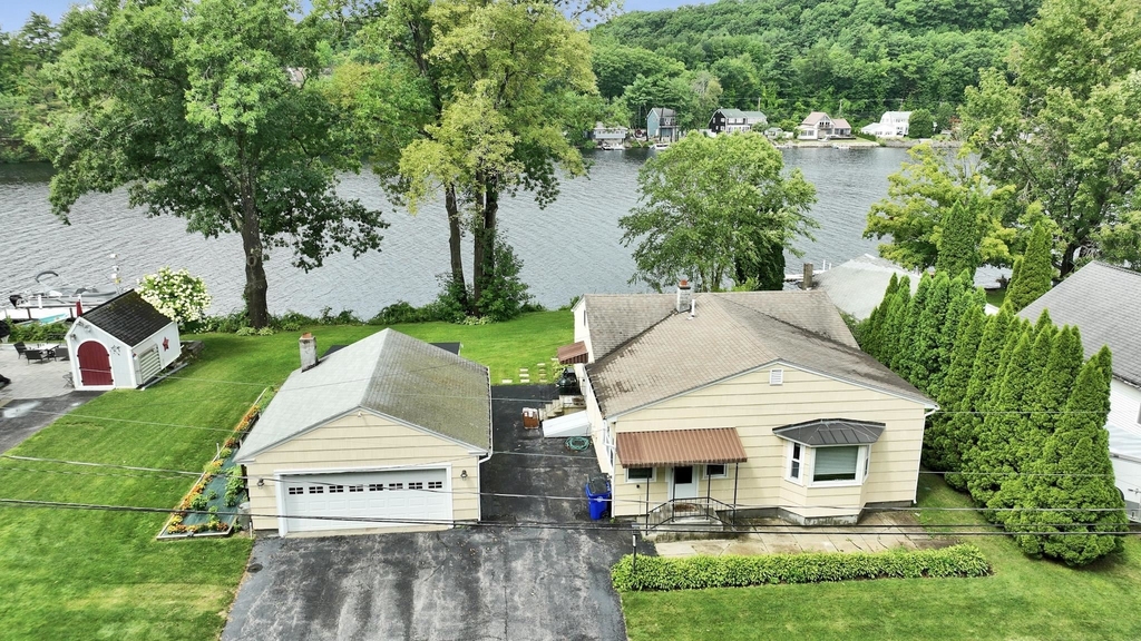120 Chauncey - Photo 0