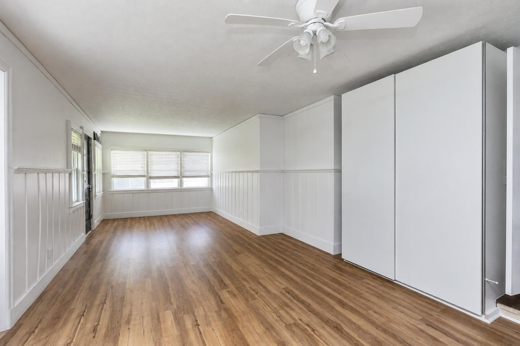 120 Chauncey - Photo 5